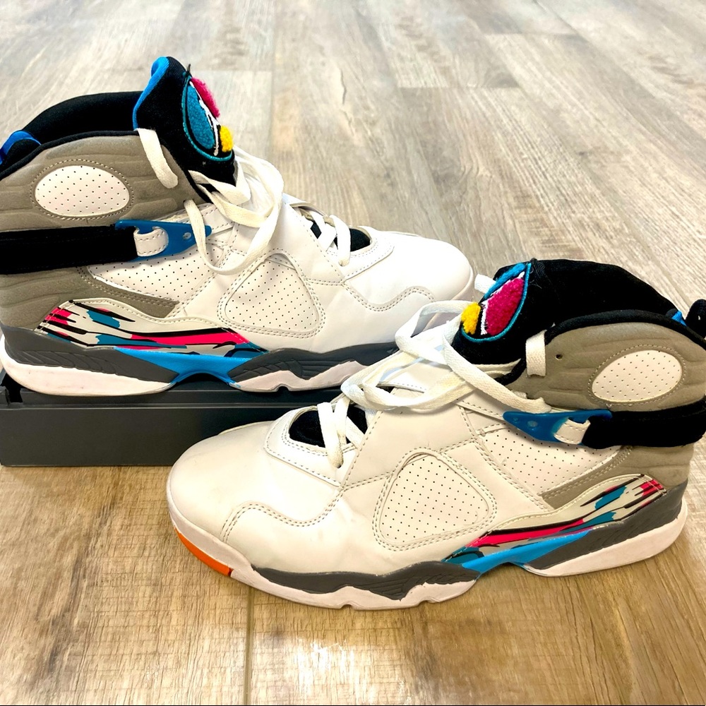 Jordan 8 Retro South Beach - Size 10